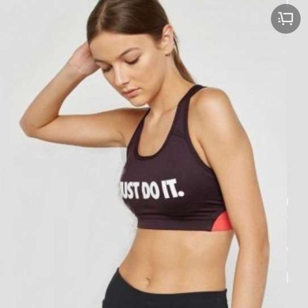 NIKE Cooling Sports Bra